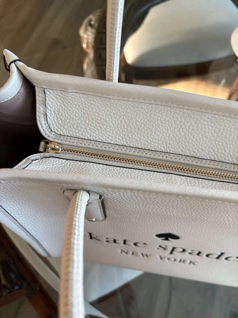 ♠️♠️KATE SPADE NEW YORK IVORY ELLA EMBOSSED LOGO PEBBLED LEATHER BAG!